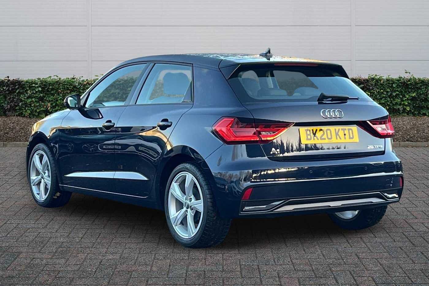 Used Audi A1 2020 for sale - 76800360: Photo 3