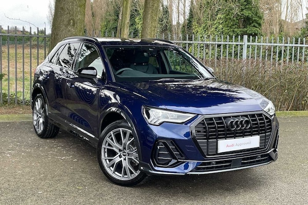 Used Audi Q3 2025 for sale - 74022016: Photo 1