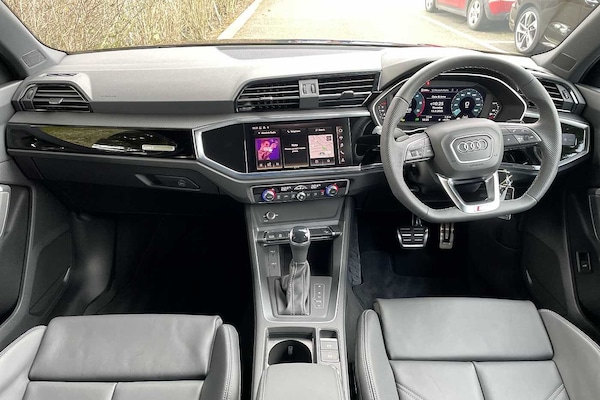 Used Audi Q3 2025 for sale - 74022016: Photo 9
