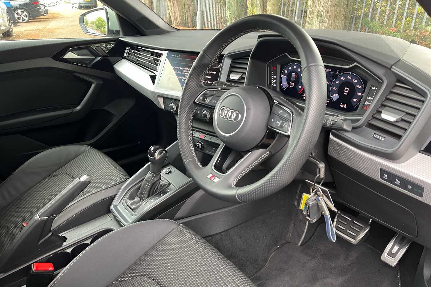 Used Audi A1 2023 for sale - 75842412: Photo 6