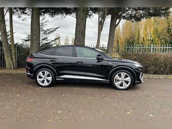 Used Audi Q4 e-tron 2024 for sale - 76350502: Photo