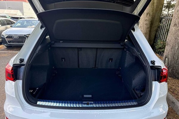 Used Audi Q3 2025 for sale - 75155515: Photo 12