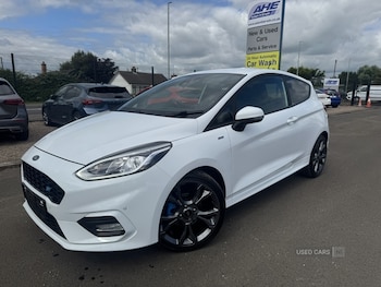 Used Ford Fiesta 2018 for sale - 75602076: Photo