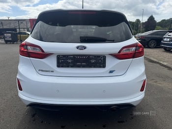Used Ford Fiesta 2018 for sale - 75602076: Photo