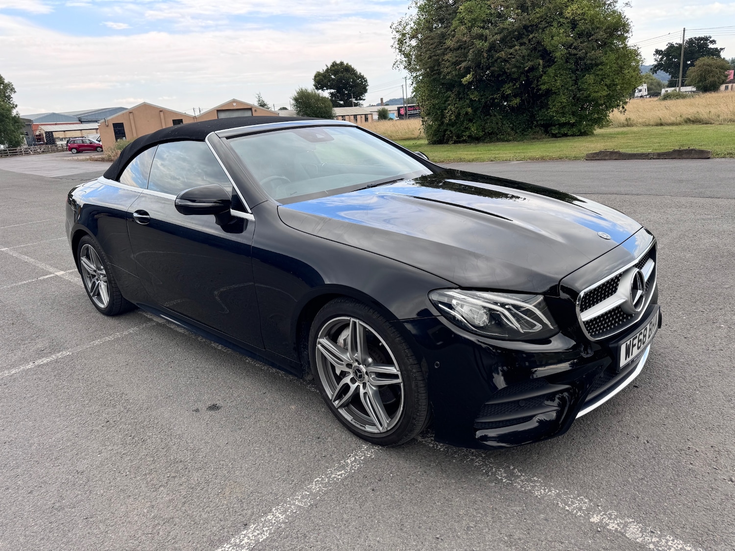 Used Mercedes-Benz E Class 2018 for sale - 72090578: Photo 1