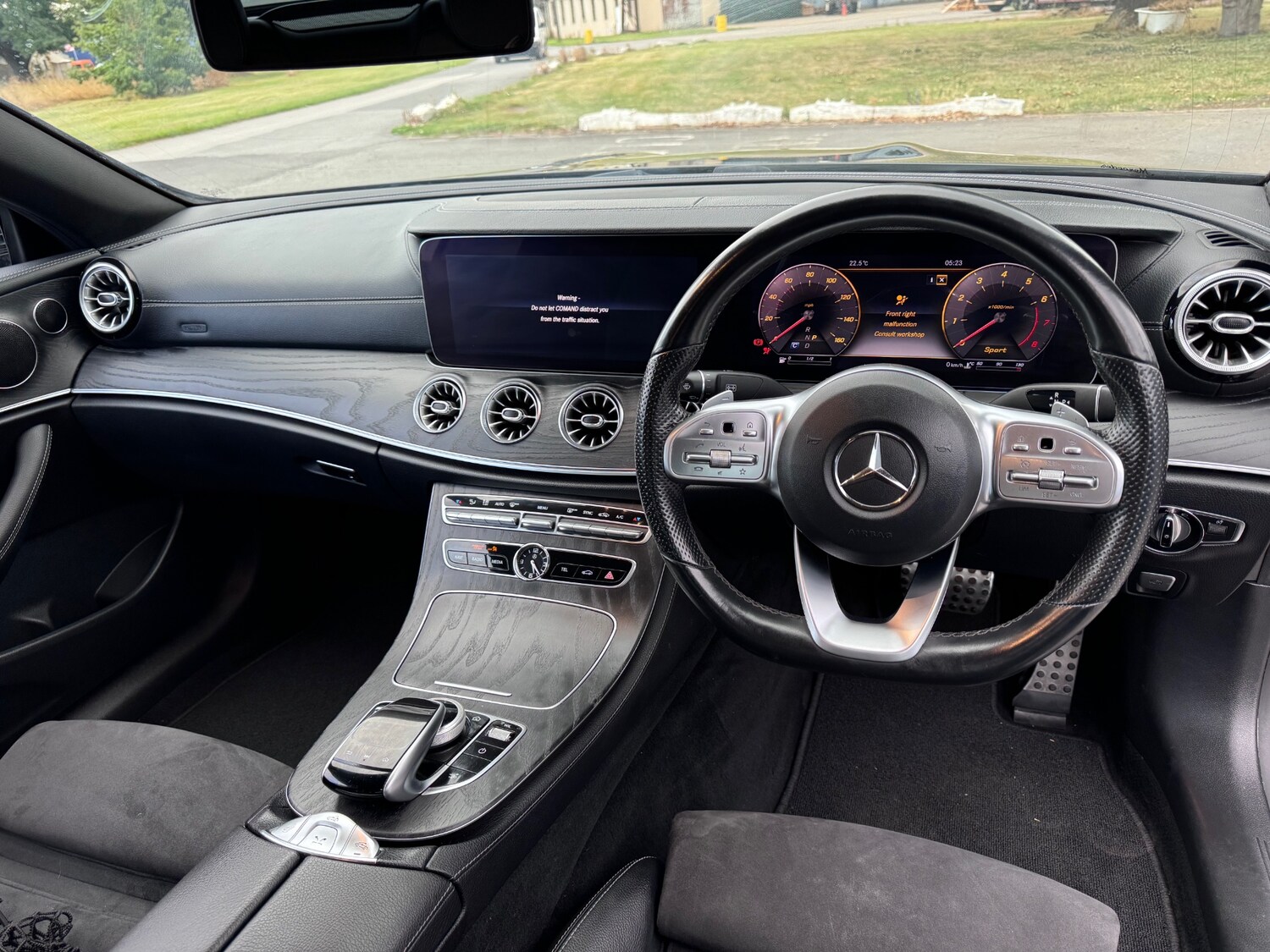 Used Mercedes-Benz E Class 2018 for sale - 72090578: Photo 18