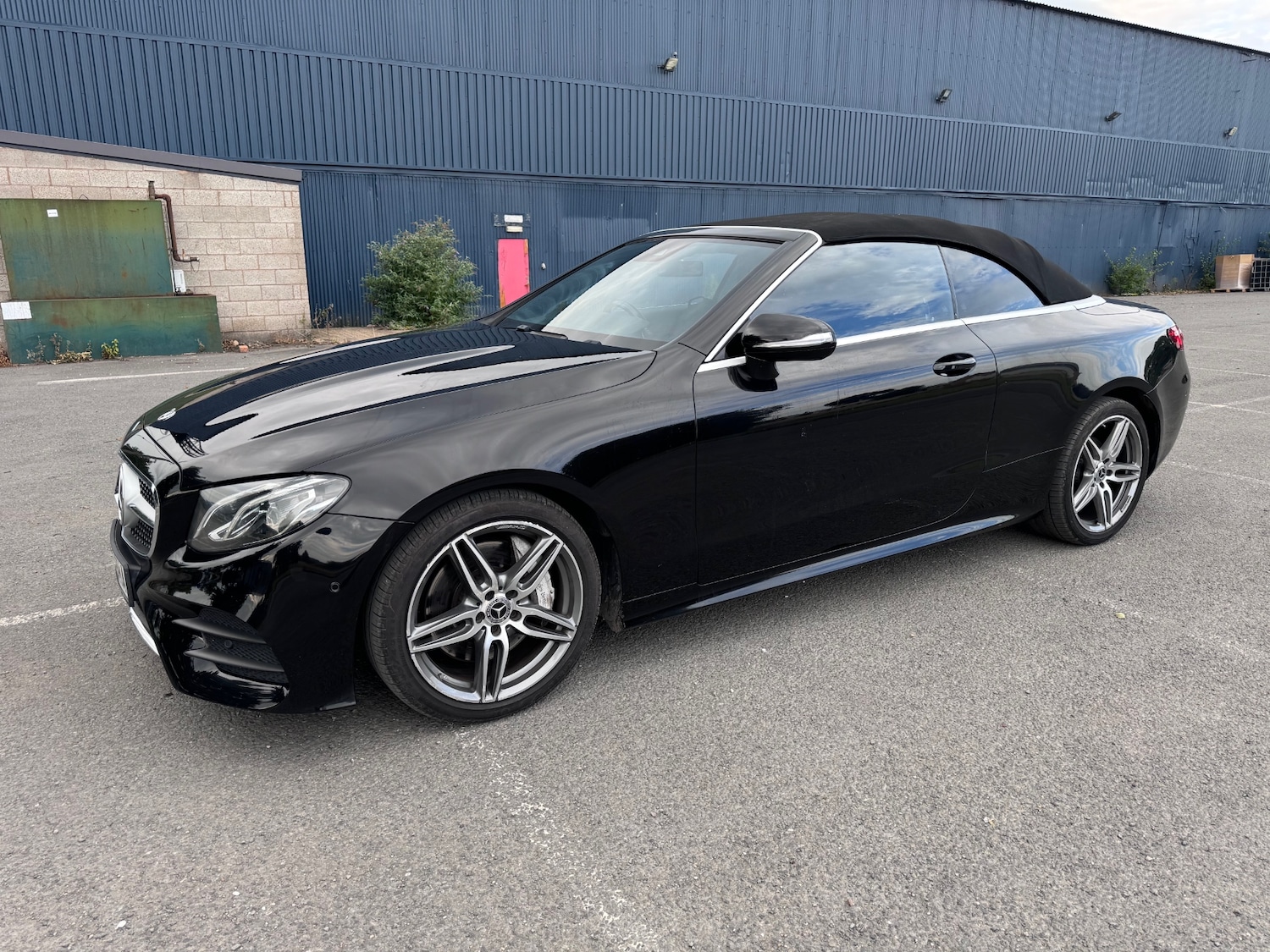 Used Mercedes-Benz E Class 2018 for sale - 72090578: Photo 2