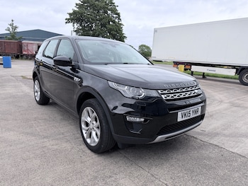 Used Land Rover Discovery Sport 2015 for sale - 78825872: Photo