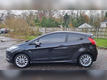 Used Ford Fiesta 2013 for sale - 76534321: Photo