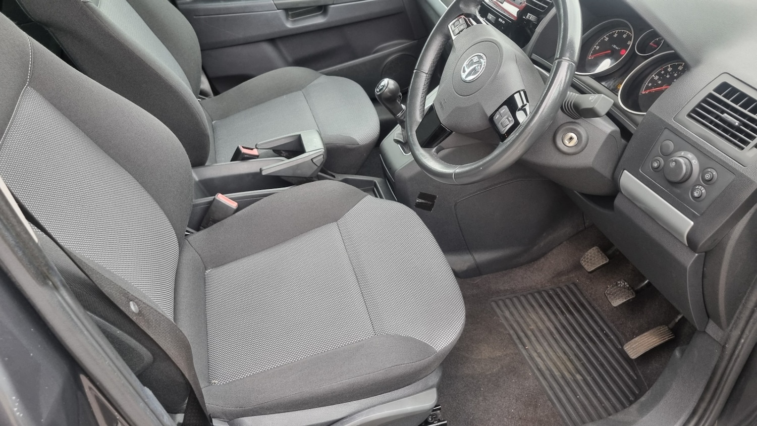 Used Vauxhall Zafira 2012 for sale - 76075856: Photo 9