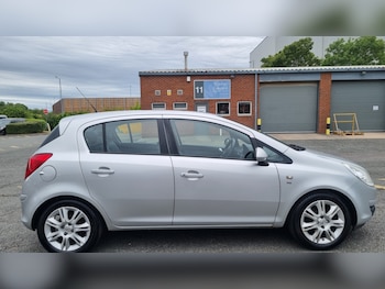 Used Vauxhall Corsa 2010 for sale - 79069054: Photo