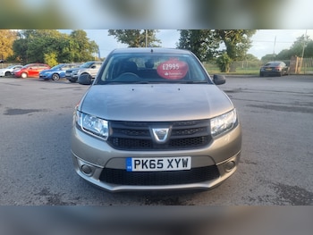Used Dacia Sandero 2015 for sale - 75881803: Photo