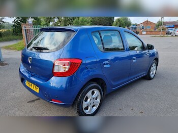 Used Dacia Sandero 2014 for sale - 75314535: Photo