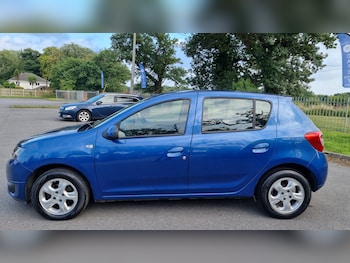 Used Dacia Sandero 2014 for sale - 75314535: Photo