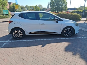Used Renault Clio 2014 for sale - 79267113: Photo