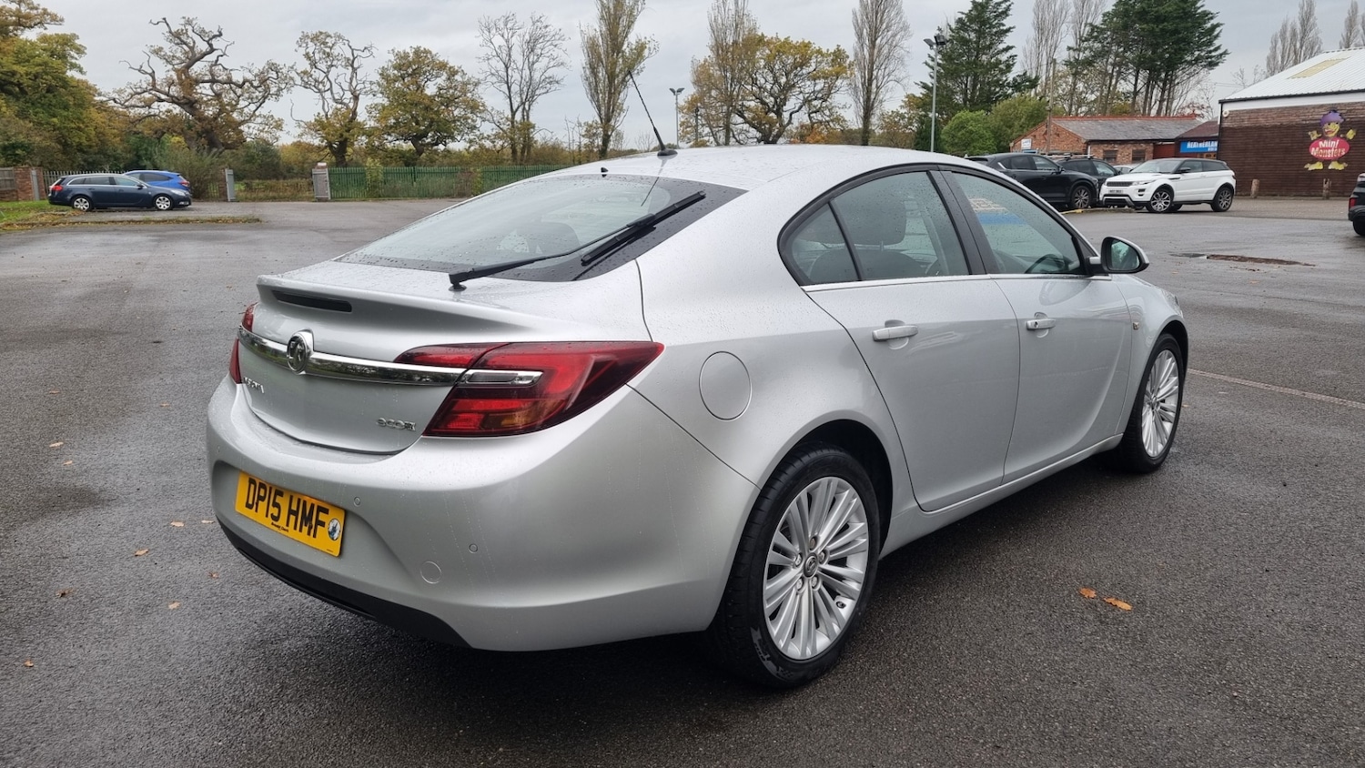 Used Vauxhall Insignia 2015 for sale - 76404513: Photo 2