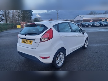 Used Ford Fiesta 2013 for sale - 77093810: Photo