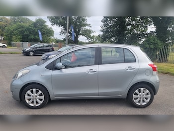 Used Toyota Yaris 2011 for sale - 75173462: Photo