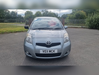 Used Toyota Yaris 2011 for sale - 75173462: Photo