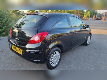Used Vauxhall Corsa 2009 for sale - 79082330: Photo