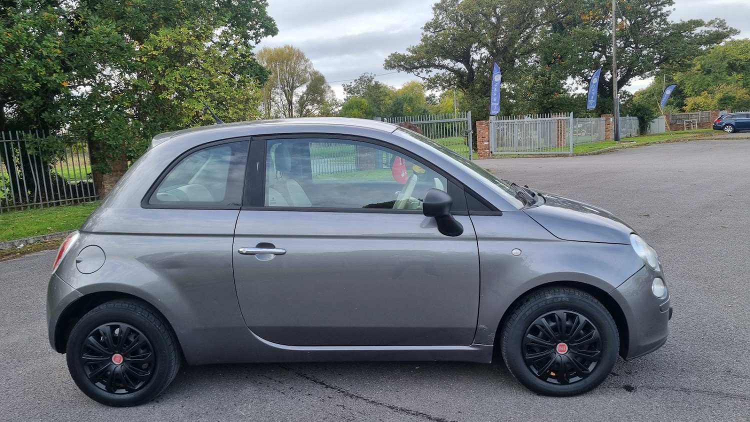 Used Fiat 500 2010 for sale - 76037864: Photo 8