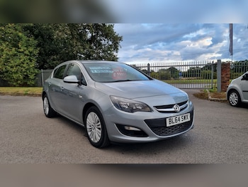 Used Vauxhall Astra 2014 for sale - 79551419: Photo