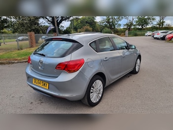 Used Vauxhall Astra 2014 for sale - 79551419: Photo