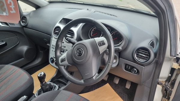 Used Vauxhall Corsa 2010 for sale - 76128862: Photo 11