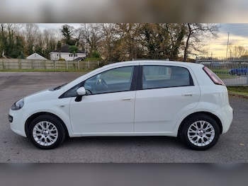 Used Fiat Punto Evo 2011 for sale - 76641208: Photo