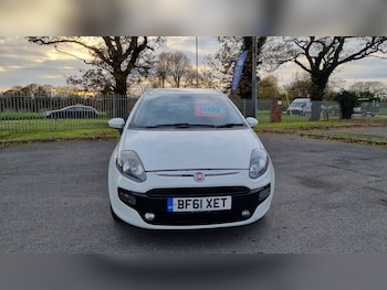 Used Fiat Punto Evo 2011 for sale - 76641208: Photo