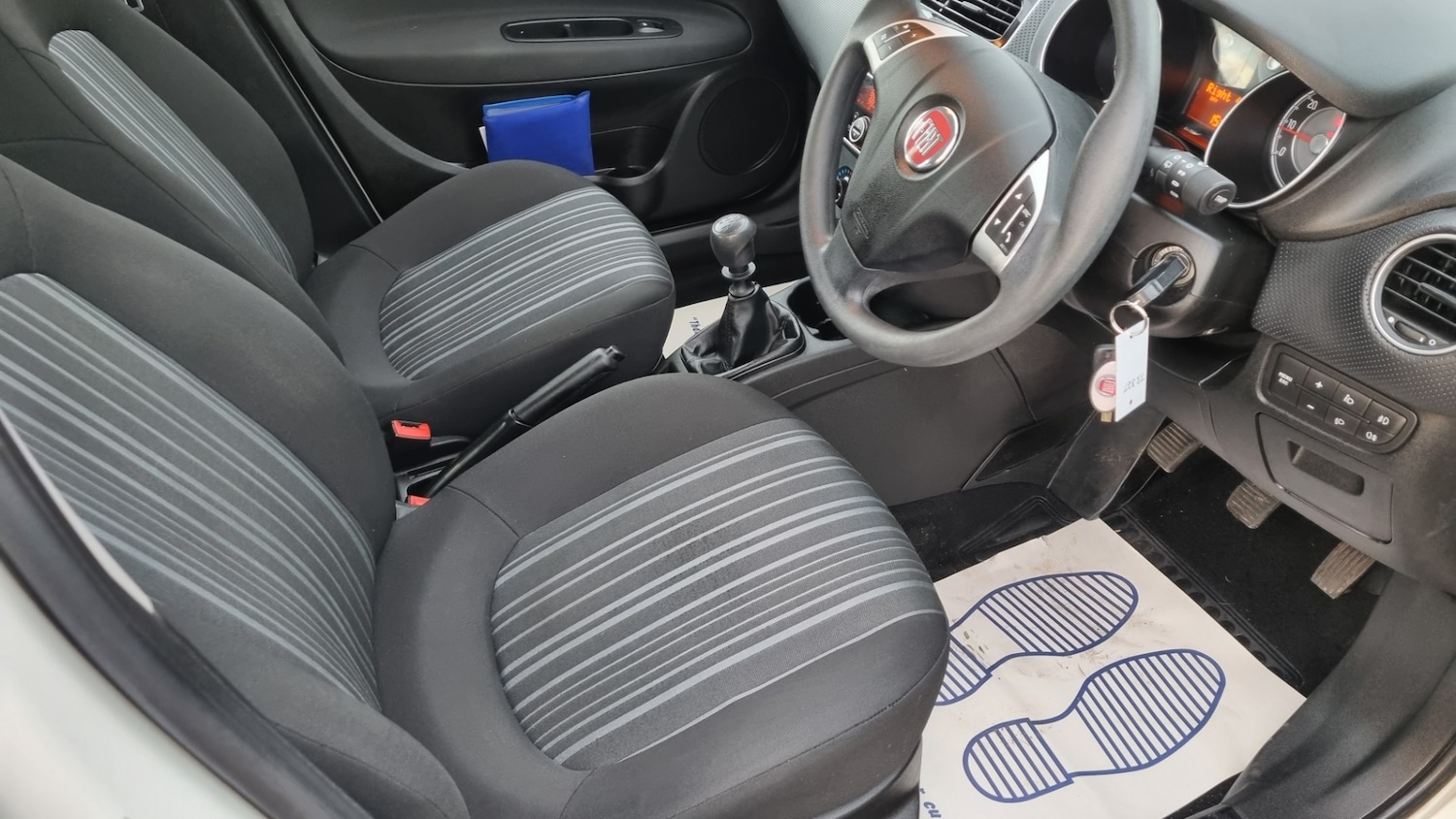 Used Fiat Punto Evo 2011 for sale - 76641208: Photo 9
