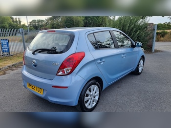 Used Hyundai i20 2013 for sale - 79346463: Photo
