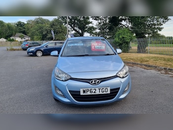 Used Hyundai i20 2013 for sale - 79346463: Photo