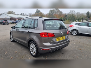 Used Volkswagen Golf SV 2015 for sale - 72805978: Photo