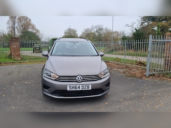 Used Volkswagen Golf SV 2015 for sale - 72805978: Photo