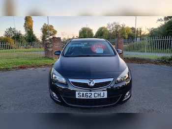 Used Vauxhall Astra 2012 for sale - 78692512: Photo