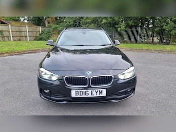 Used BMW 3 Series 2016 for sale - 75656330: Photo