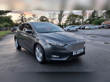 2017 (17) - 1.0 EcoBoost 125 Zetec Edition 5dr