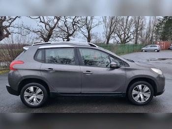Used Peugeot 2008 2014 for sale - 77622210: Photo