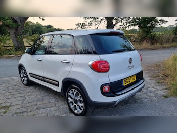 Used Fiat 500L 2015 for sale - 79494685: Photo