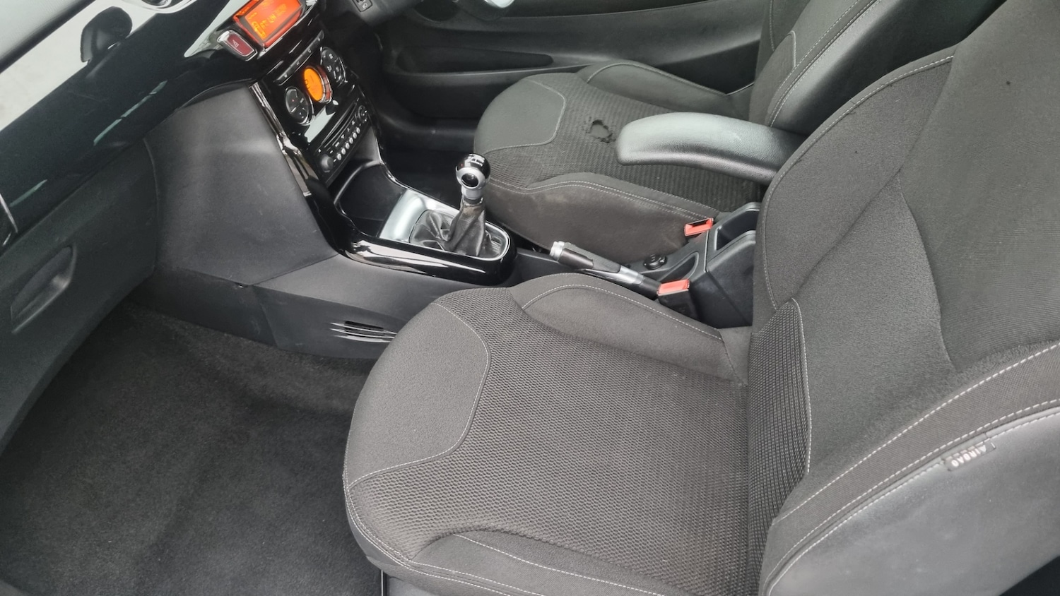 Used Citroen DS3 2012 for sale - 76762127: Photo 7