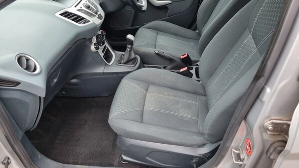 Used Ford Fiesta 2010 for sale - 75413229: Photo 10