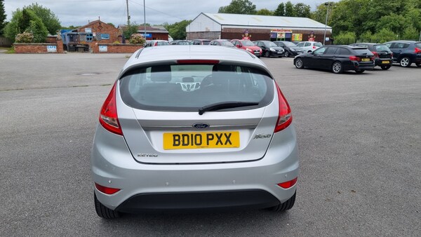Used Ford Fiesta 2010 for sale - 75413229: Photo 5