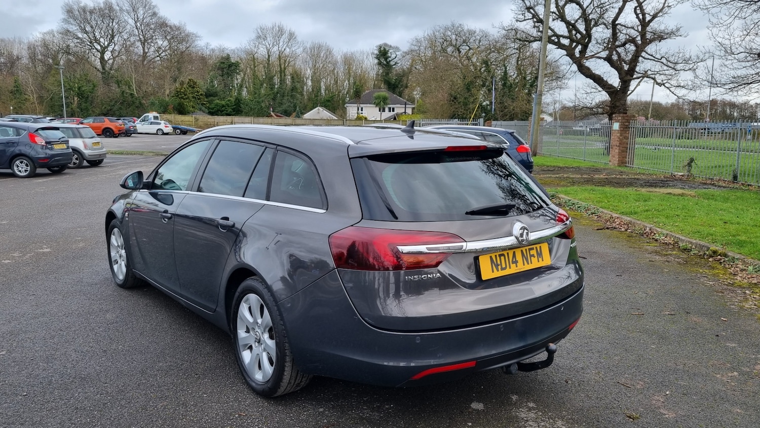 Used Vauxhall Insignia 2014 for sale - 77640239: Photo 2
