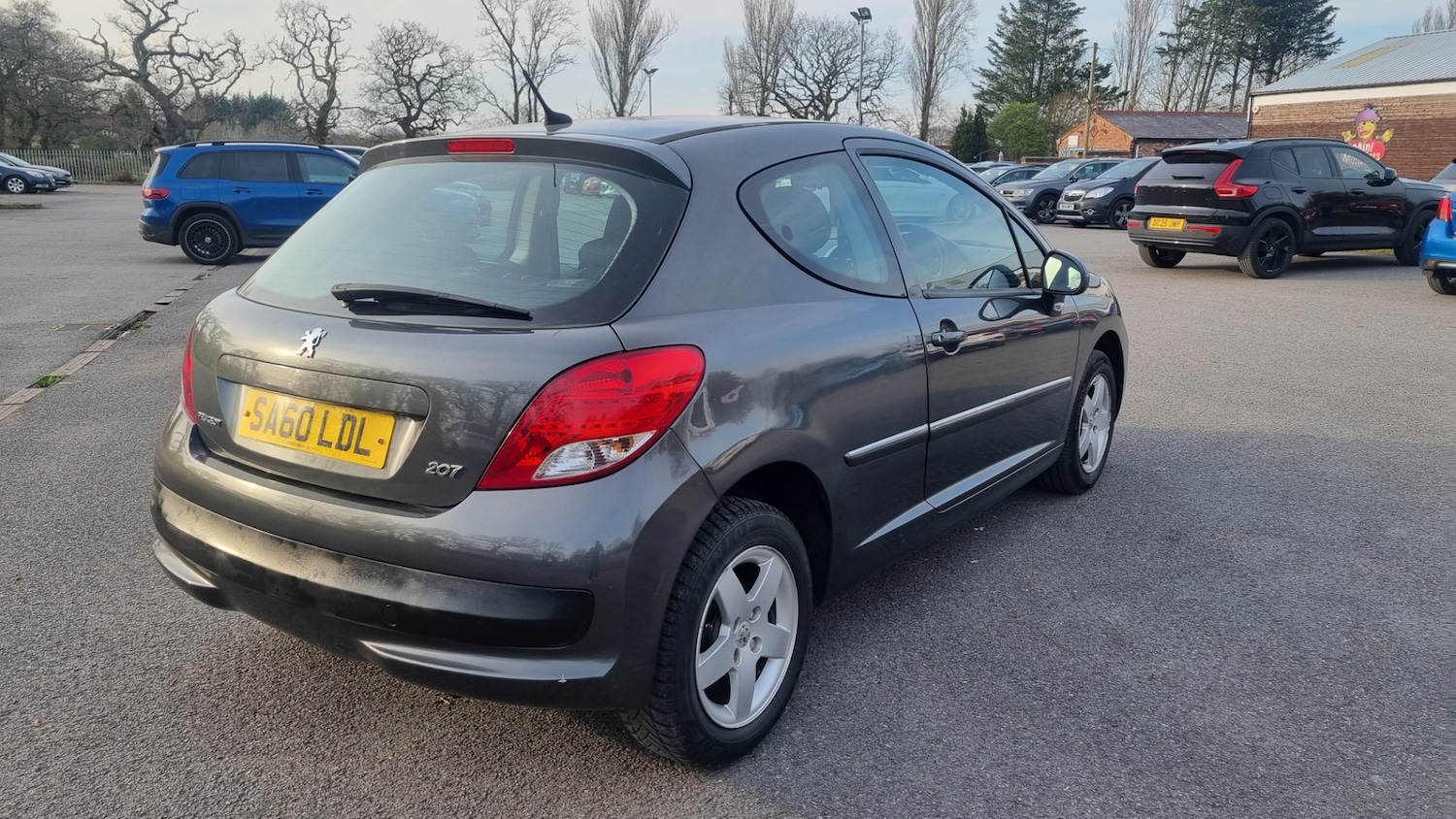 Used Peugeot 207 2010 for sale - 77951050: Photo 2