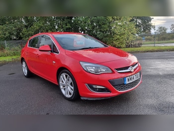 2014 (14) - 1.6i 16V SRi 5dr