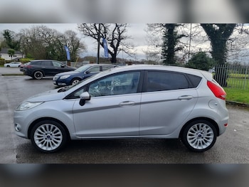 Used Ford Fiesta 2012 for sale - 77407150: Photo