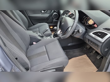 Used Renault Megane 2011 for sale - 78756094: Photo