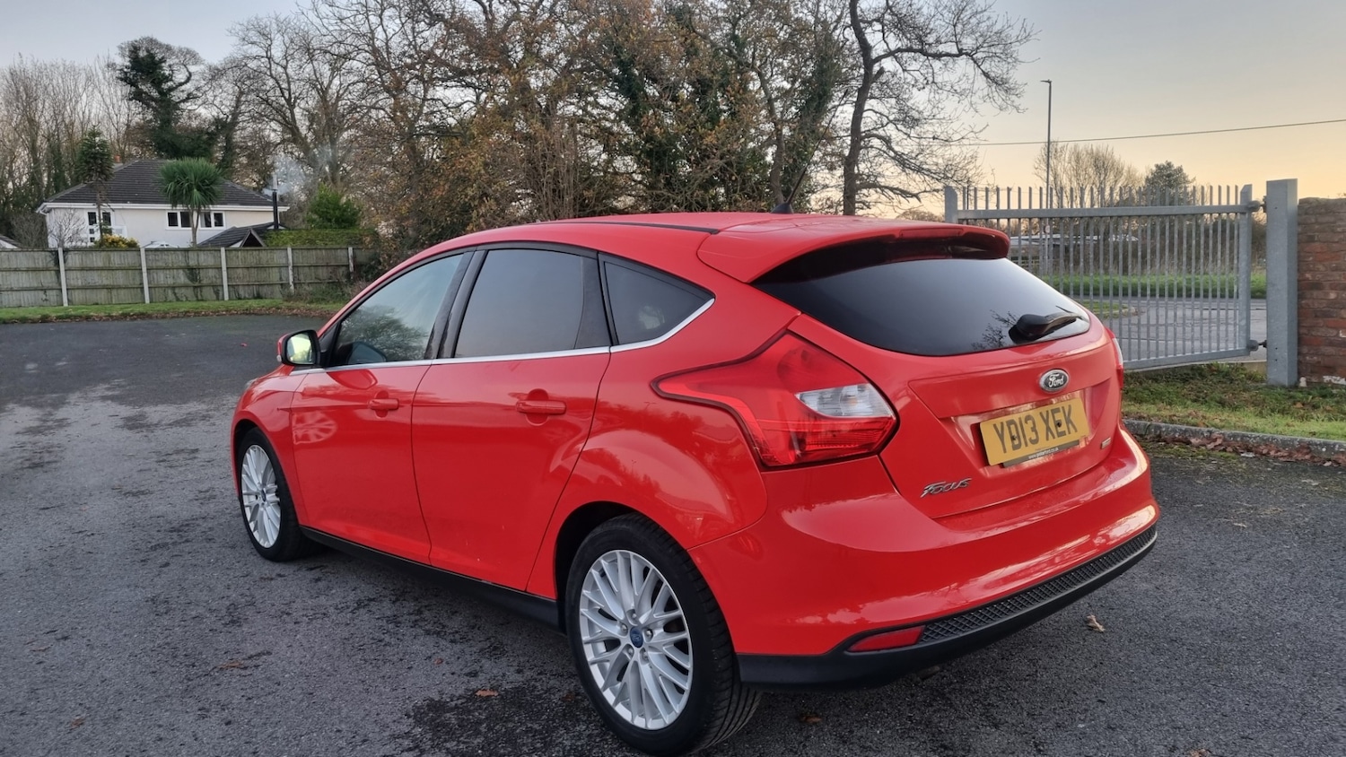 Used Ford Focus 2013 for sale - 76653725: Photo 2