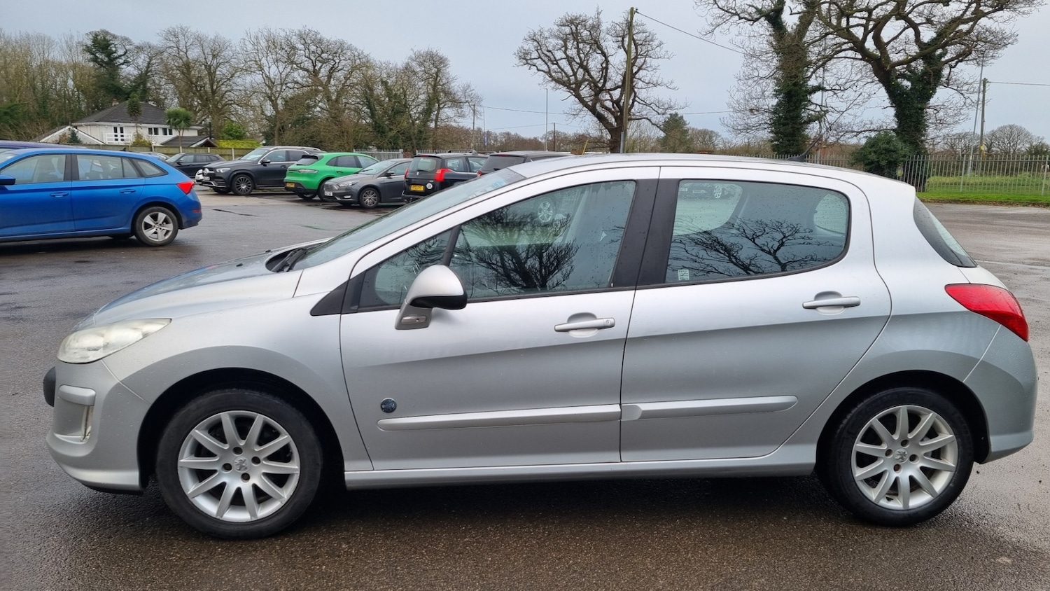 Used Peugeot 308 2011 for sale - 77691952: Photo 3